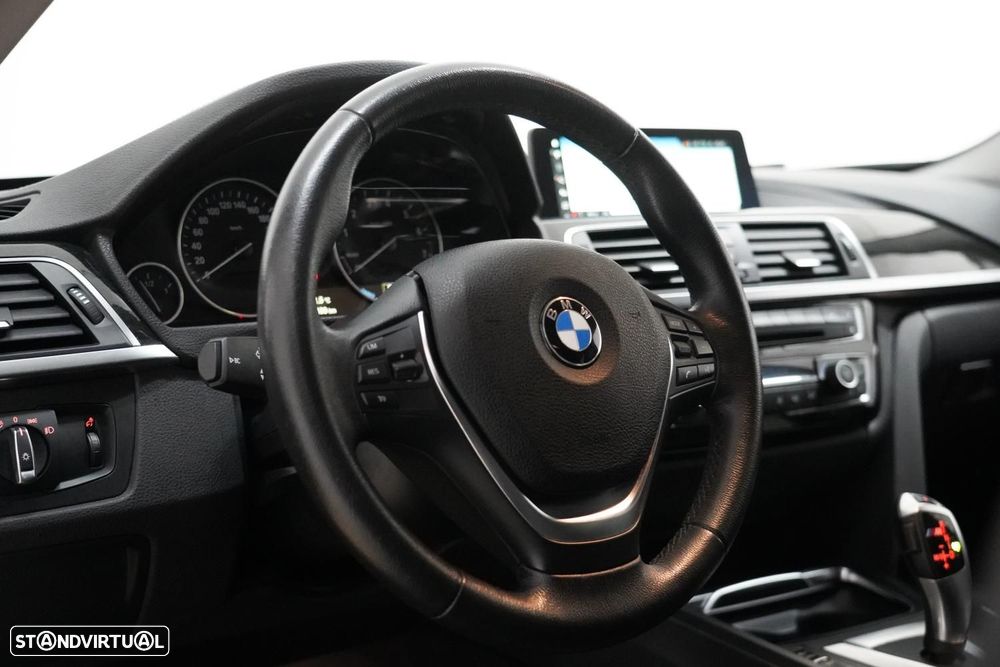 BMW 330 e iPerformance - 9