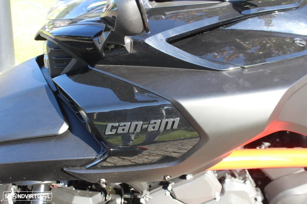 Can-Am Spyder F3 F3S - 11