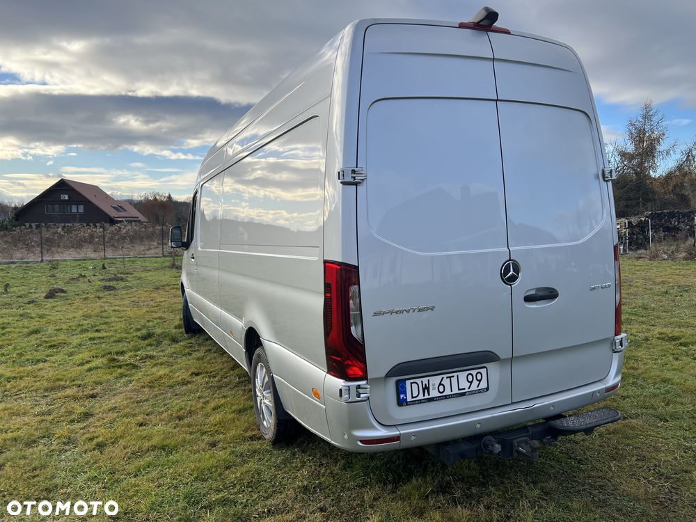 Mercedes-Benz Sprinter - 4