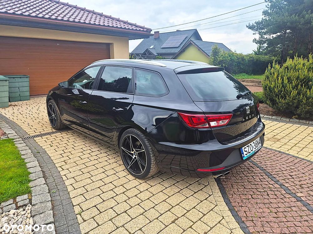 Seat Leon 2.0 TDI DPF Start&Stop DSG FR - 4