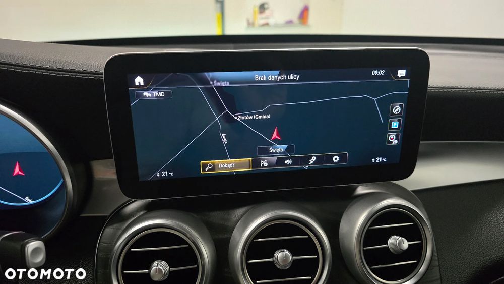 Mercedes-Benz GLC 300 d 4Matic 9G-TRONIC AMG Line Plus - 27
