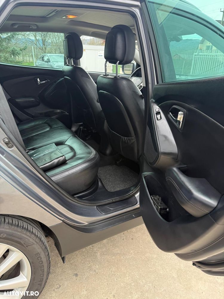 Hyundai ix35 2.0 CRDI 4WD Automatik Style - 30