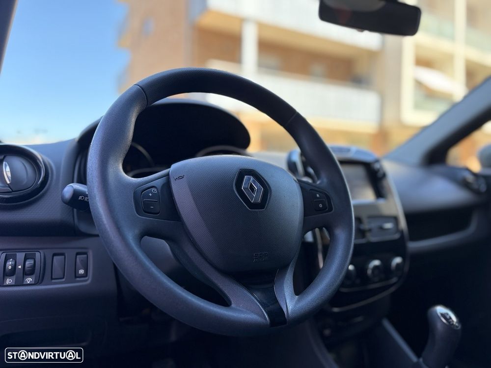 Renault Clio 1.5 dCi Dynamique S - 6
