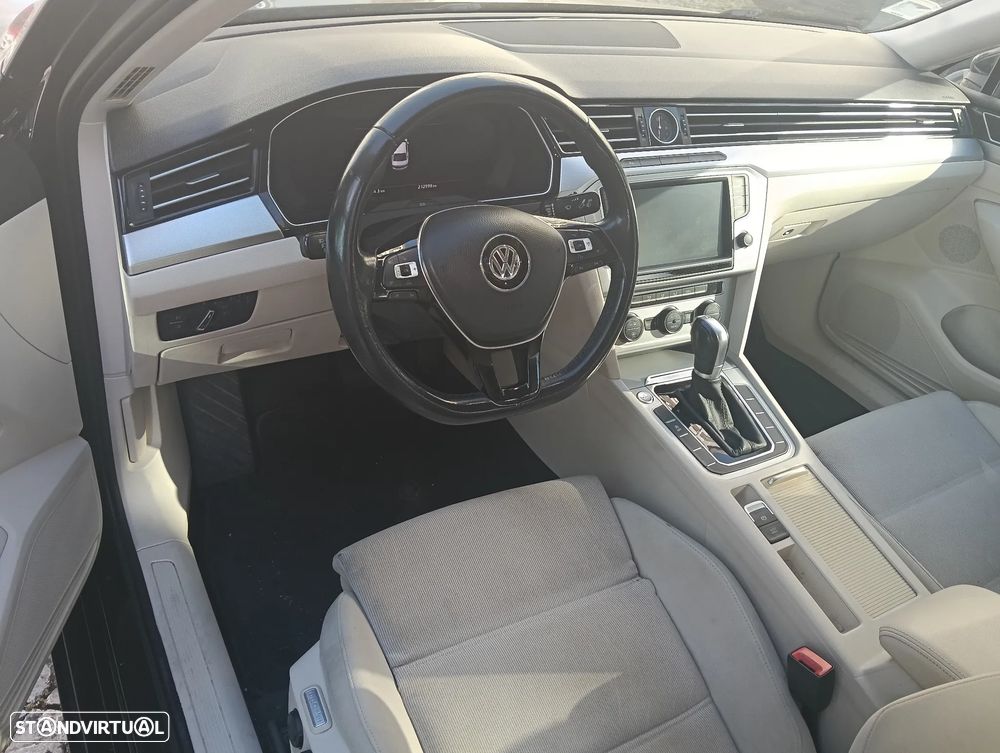 VW Passat 2.0 TDI Highline DSG - 5