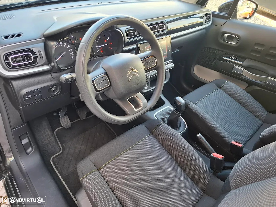Citroën C3 1.2 PureTech Shine - 25