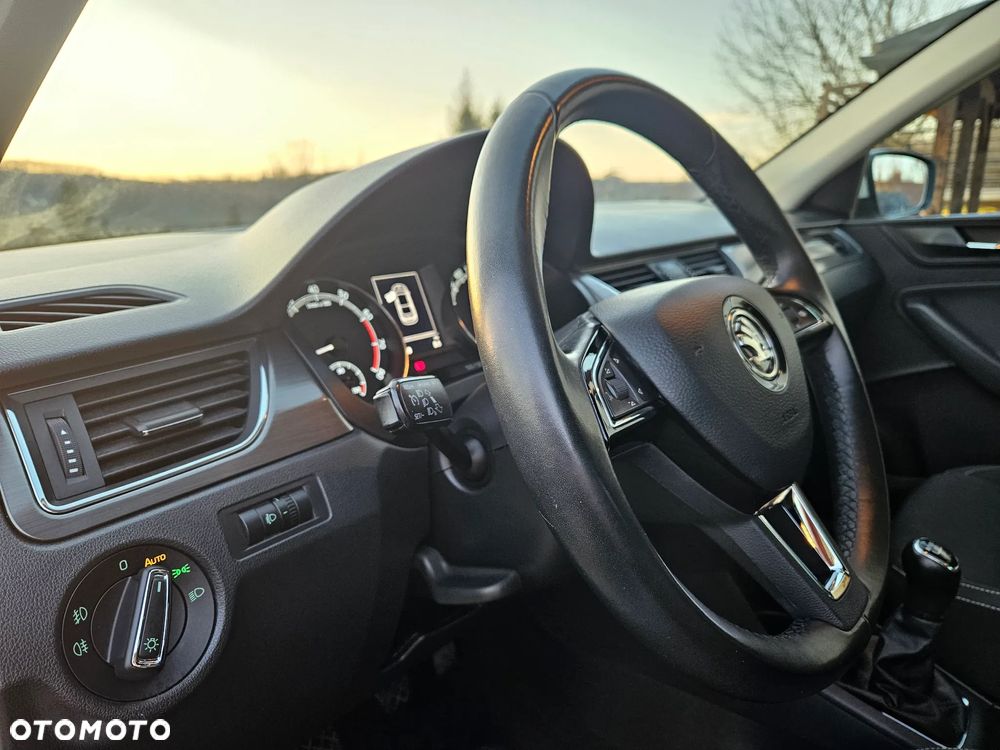 Skoda RAPID 1.0 TSI Clever - 15