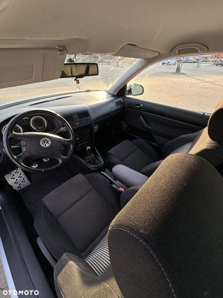 Volkswagen Golf 2.0 Highline - 8