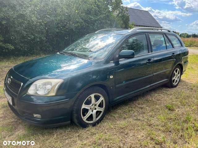 Toyota Avensis - 1