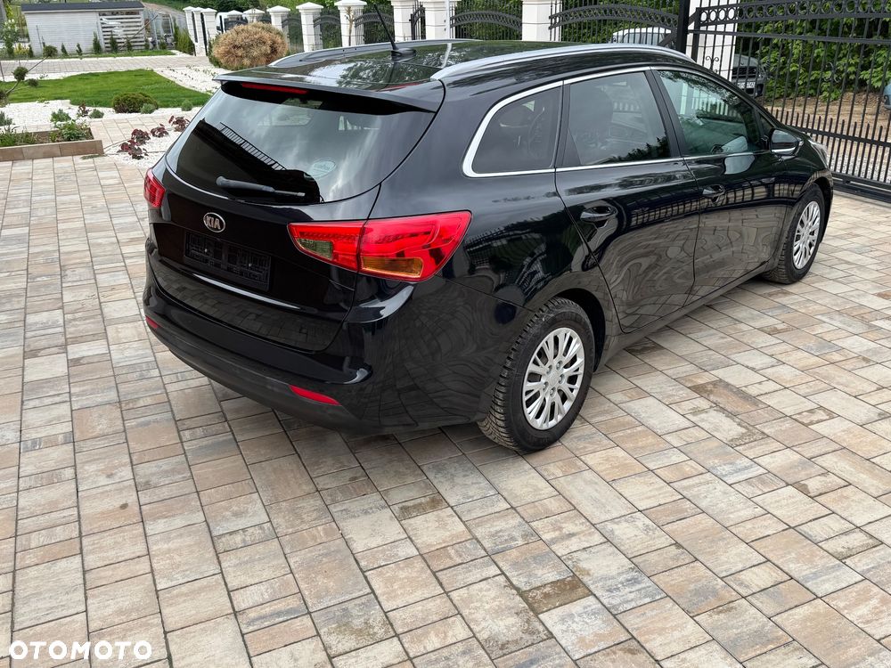 Kia Ceed 1.6 GDI Fifa World Cup Edition - 7