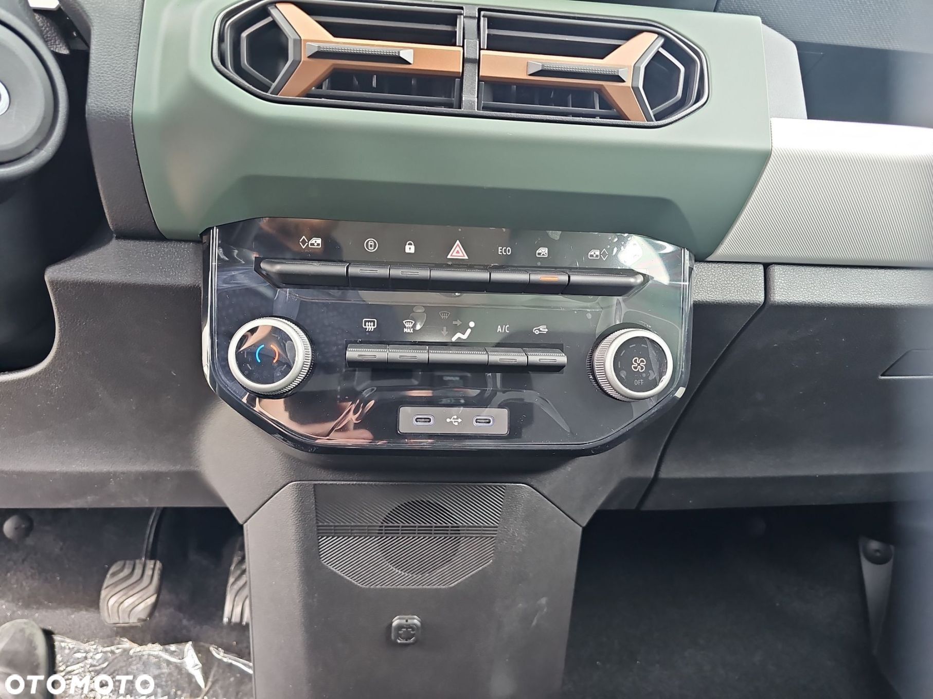 Dacia Spring - 17