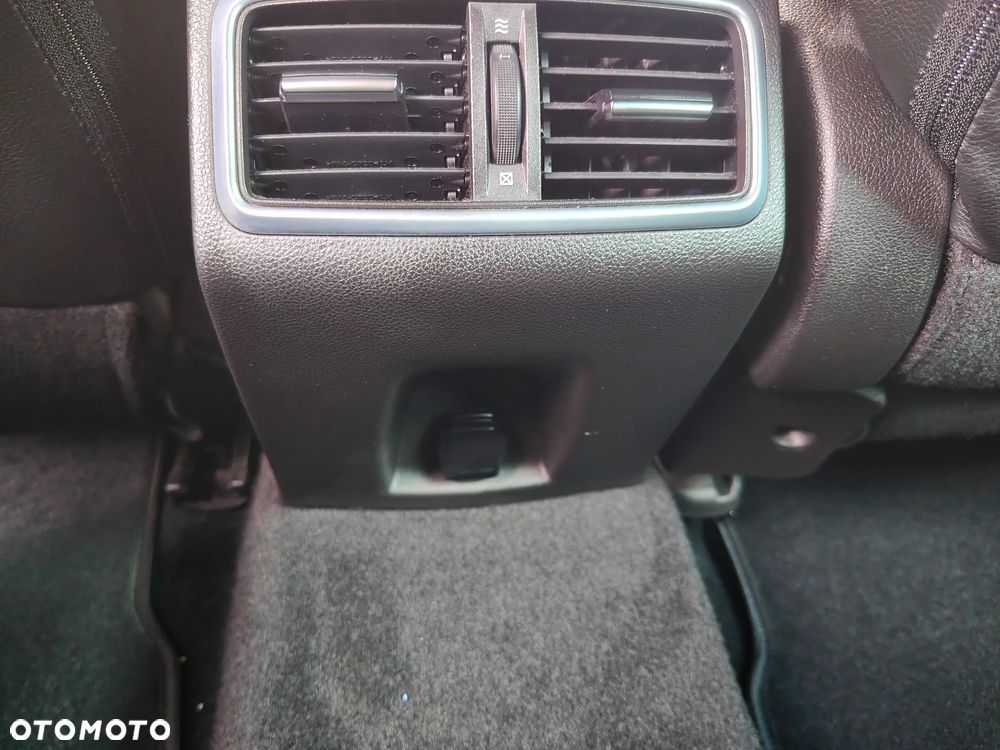 Renault Megane 1.3 TCe FAP Limited - 21