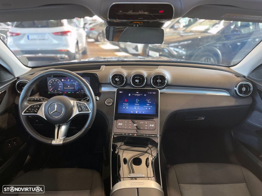 Mercedes-Benz C 300 e Avantgarde - 36