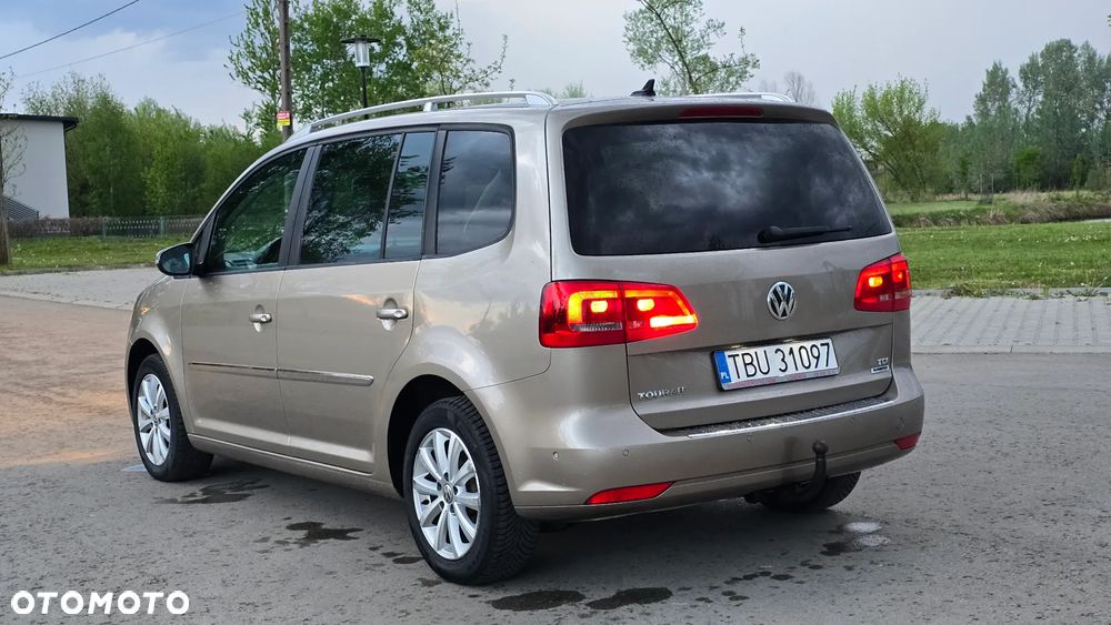 Volkswagen Touran 1.6 TDI DPF Highline - 3