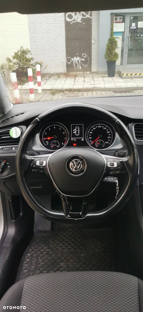 Volkswagen Golf VII 1.0 TSI BMT Trendline - 10