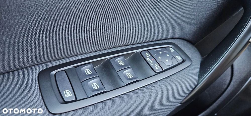 Renault Megane - 25