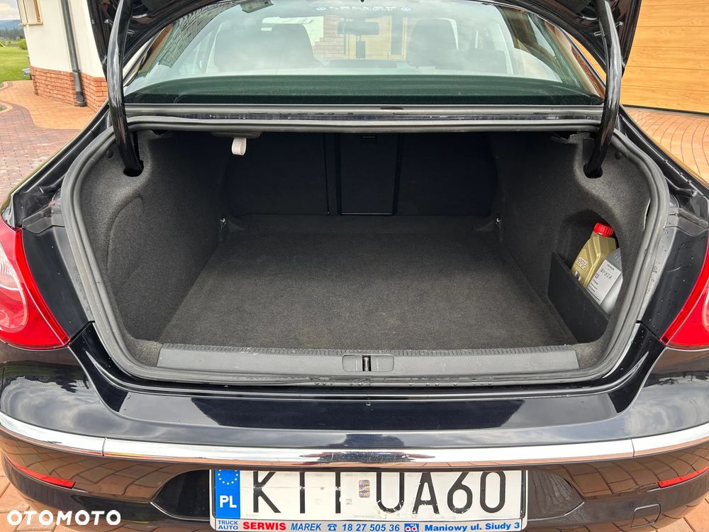 Volkswagen Passat CC - 20