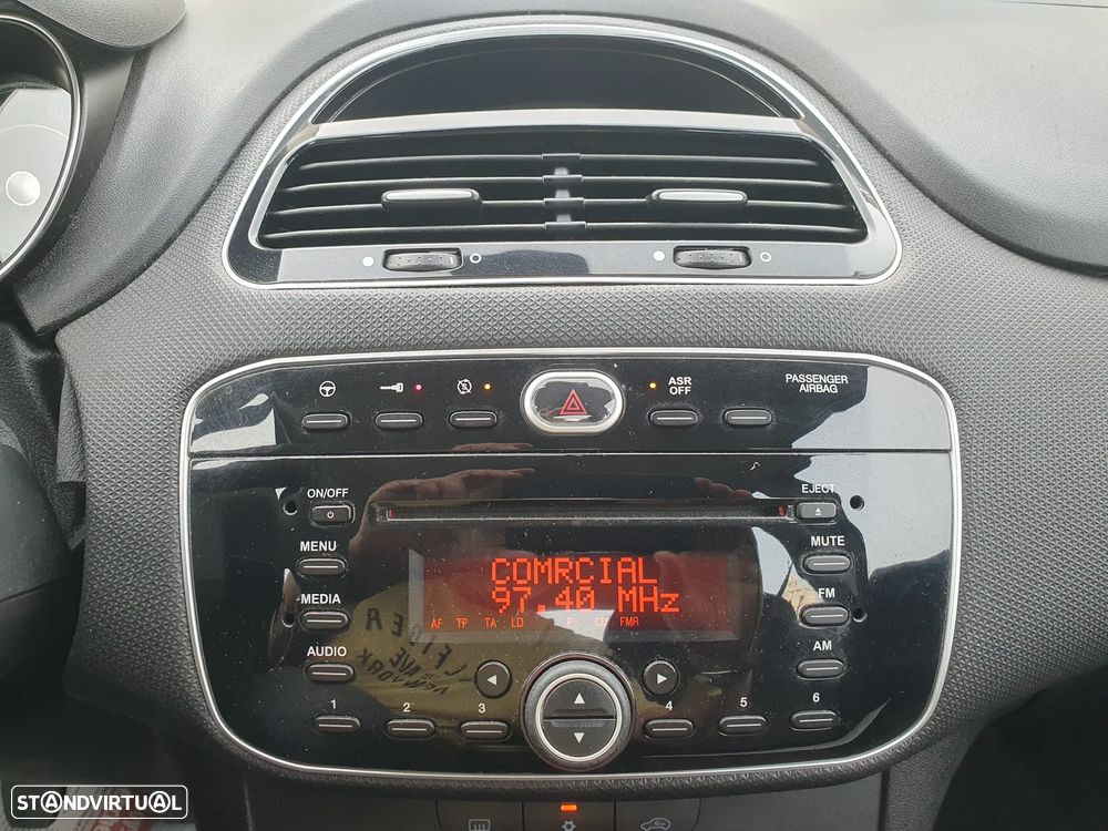 Fiat Punto 1.2 Lounge Start&Stop - 9