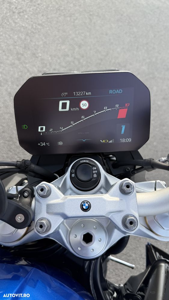 BMW F900R - 3