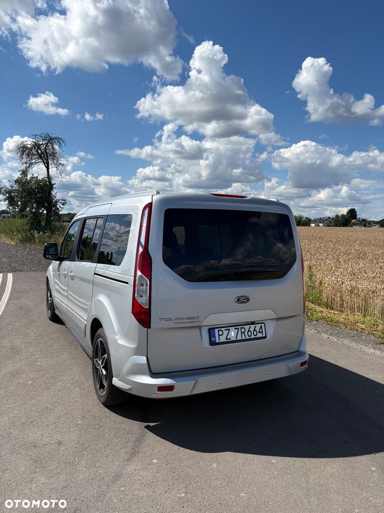 Ford Tourneo Connect 1.5 TDCi Titanium - 4