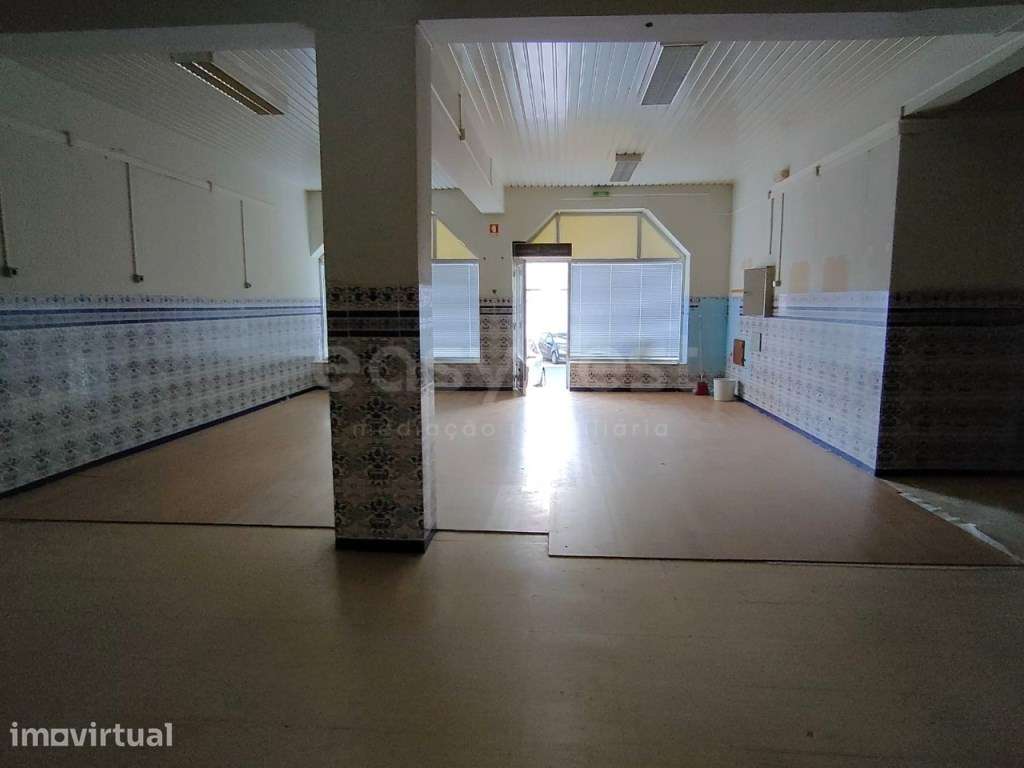 Loja para arrendamento em Beja com área útil de 88 m², inserida em ... - Grande imagem: 3/12