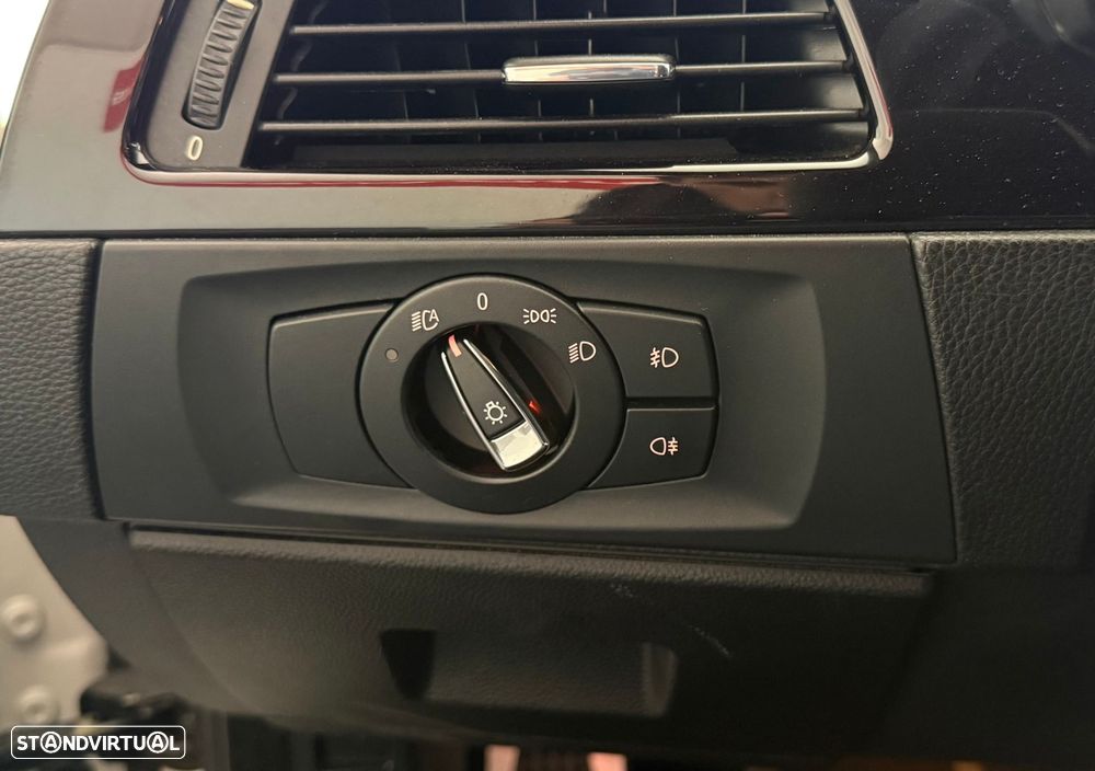 BMW 320 d xDrive Coupe Edição M - 20