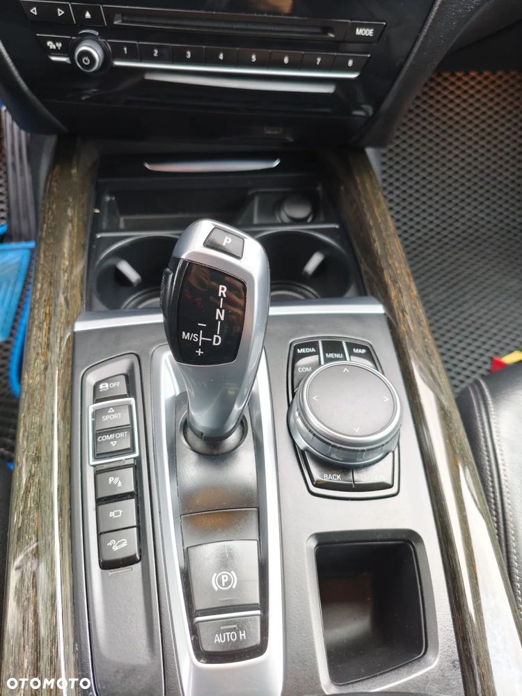 BMW X5 xDrive25d - 7