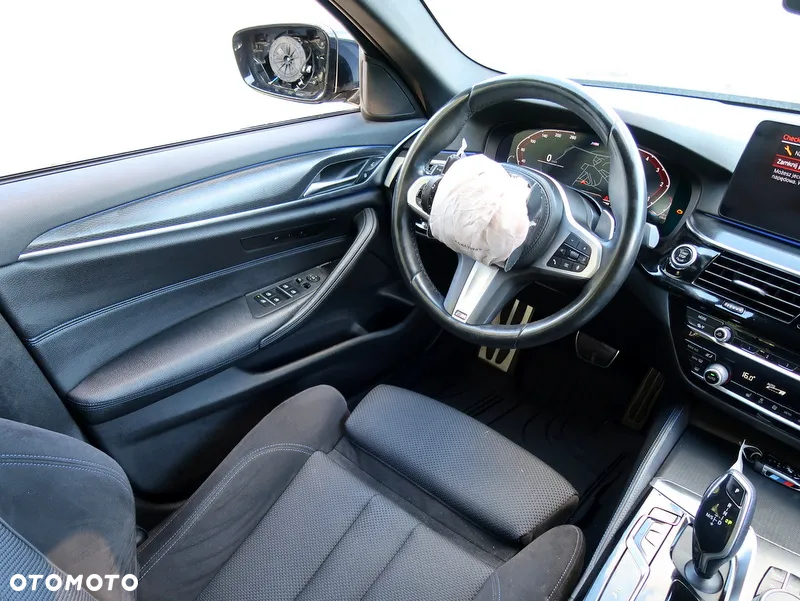 BMW Seria 5 520d xDrive M Sport sport - 12