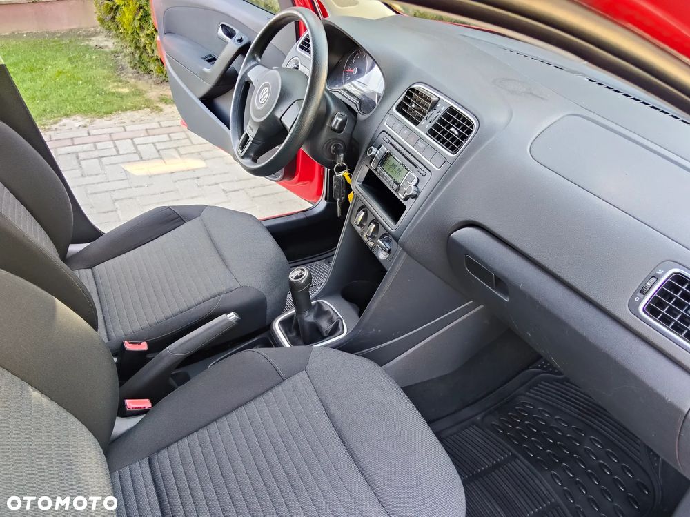 Volkswagen Polo 1.4 Comfortline - 27