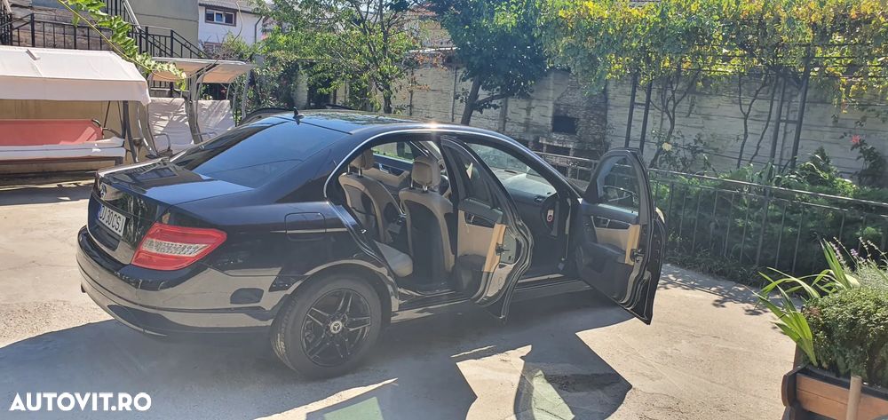 Mercedes-Benz C - 17