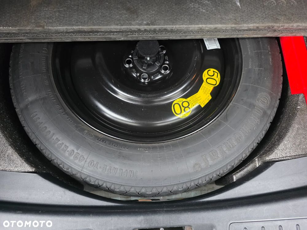 Land Rover Range Rover Evoque - 34