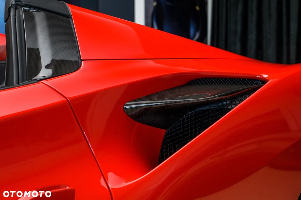 Ferrari F8 Spider Standard - 15