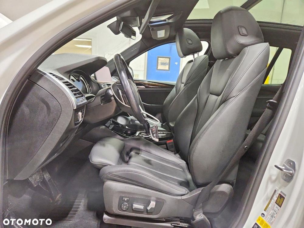 BMW X3 xDrive30i GPF Advantage - 7