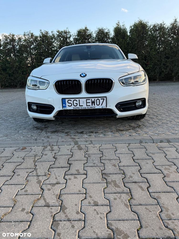BMW Seria 1 118i Sport Line - 12