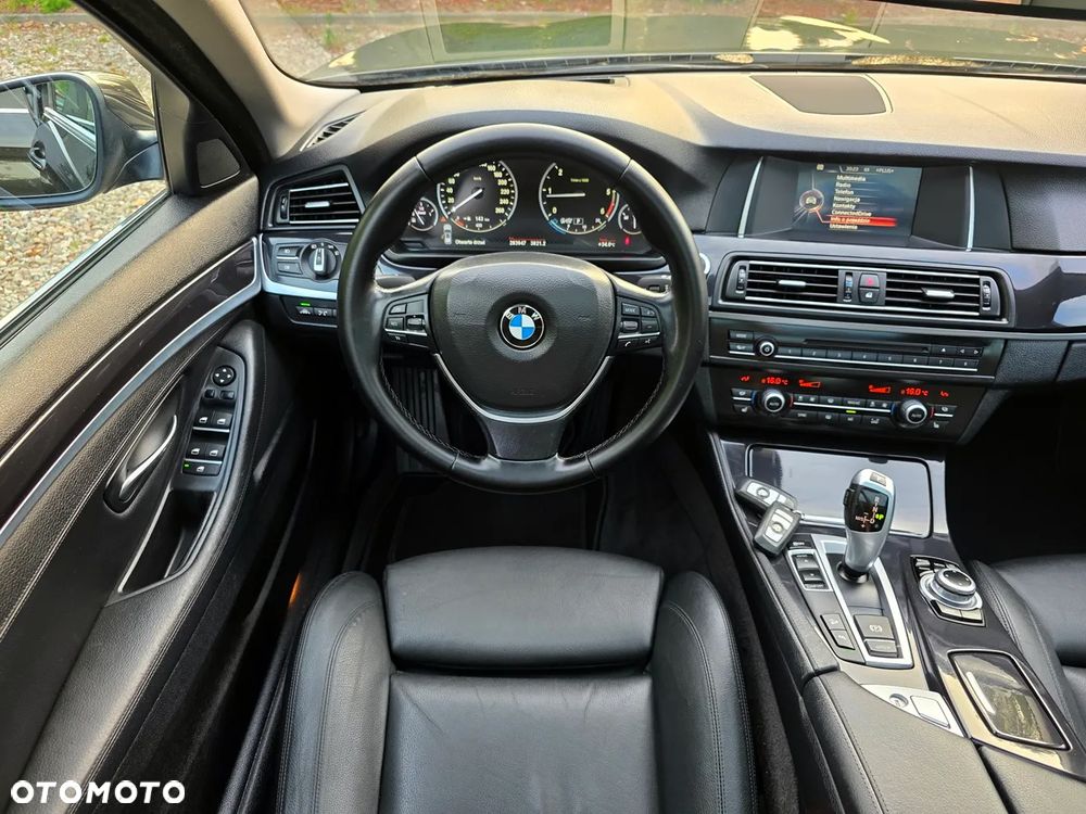 BMW Seria 5 520d xDrive - 20