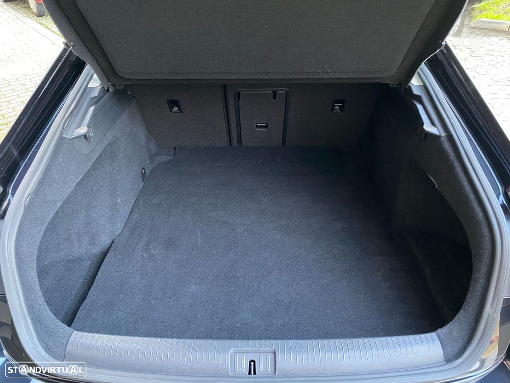 VW Arteon 2.0 TDI Elegance DSG - 32