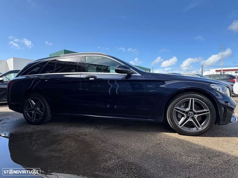 Mercedes-Benz C 300 — fotografia 3