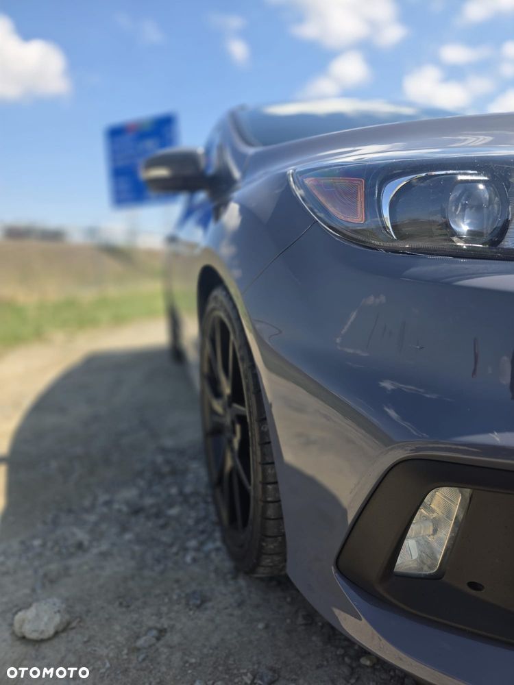 Ford Focus 2.3 EcoBoost RS - 13