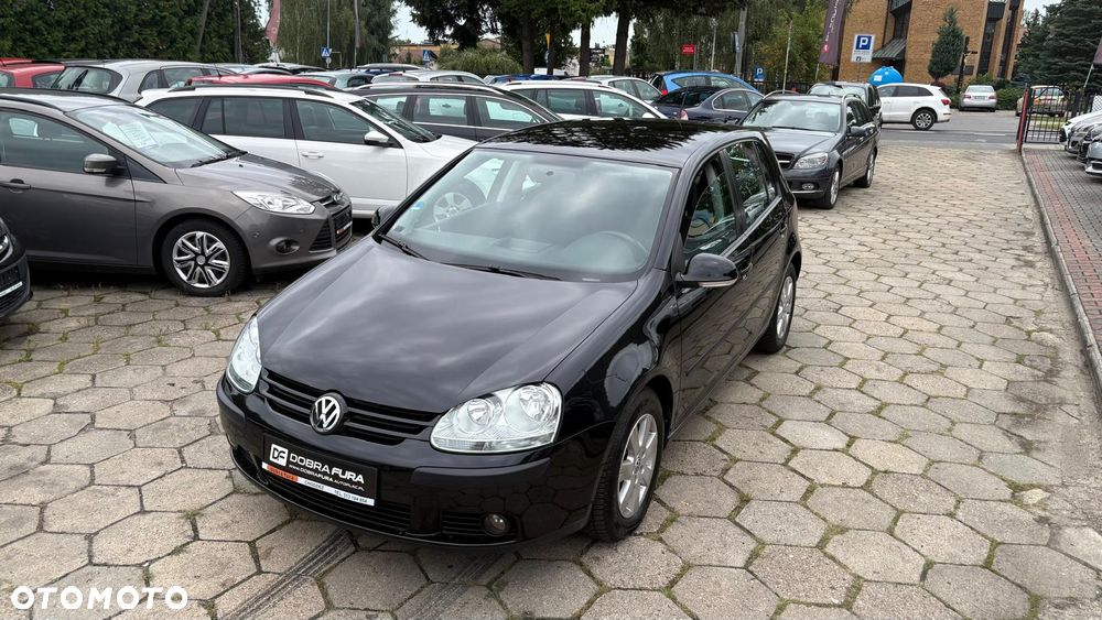 Volkswagen Golf 1.6 FSI Tour Edition - 2