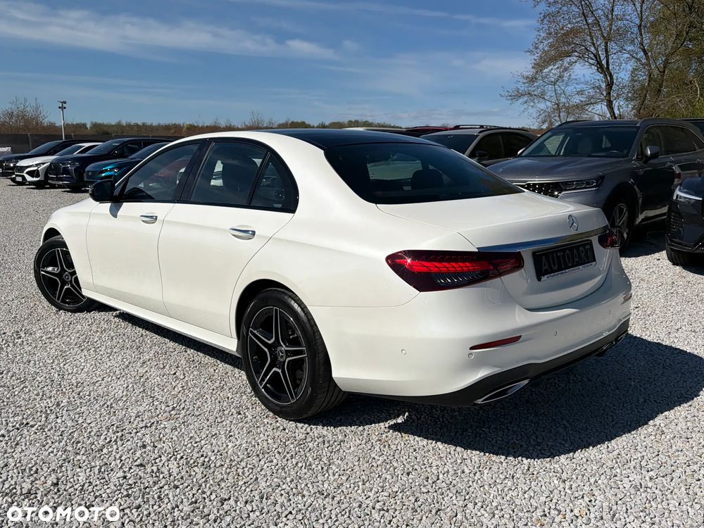 Mercedes-Benz Klasa E 220 d 9G-TRONIC AMG Line - 9