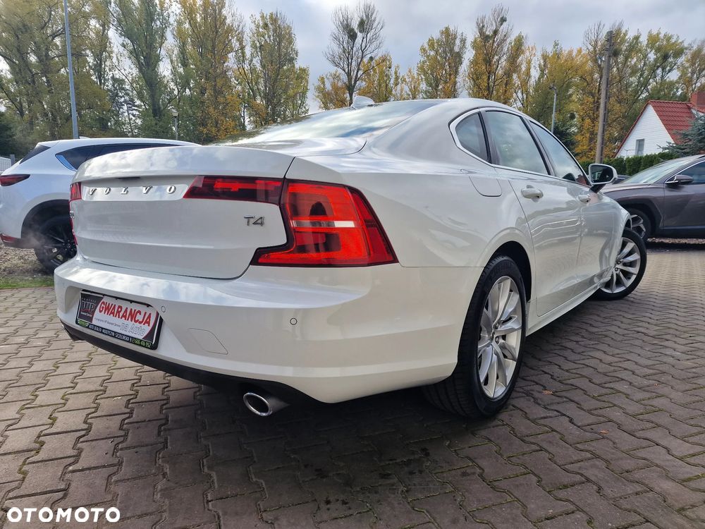 Volvo S90 T4 Geartronic Momentum Pro - 3