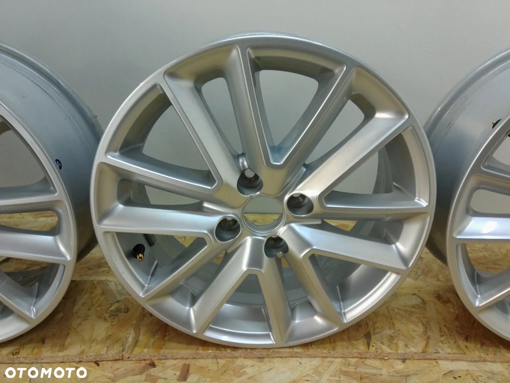 DACIA SANDERO II LOGAN LODGY FELGI ALUMINIOWE 403001563R 403004304R 16" 6.0J ET40 ALUFELGI - 6