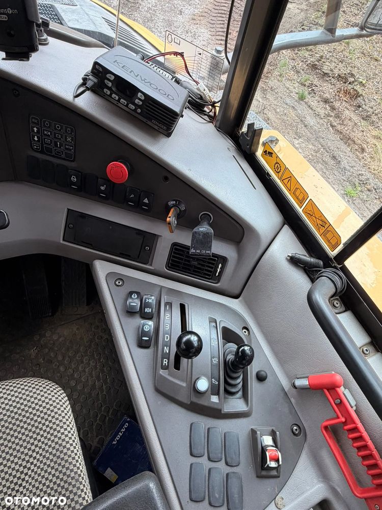 Volvo A30G Szerokie opony 750/65 Klapa - 13