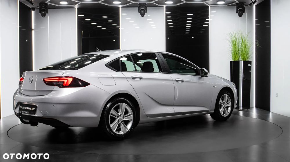Opel Insignia 1.5 T Innovation S&S - 9
