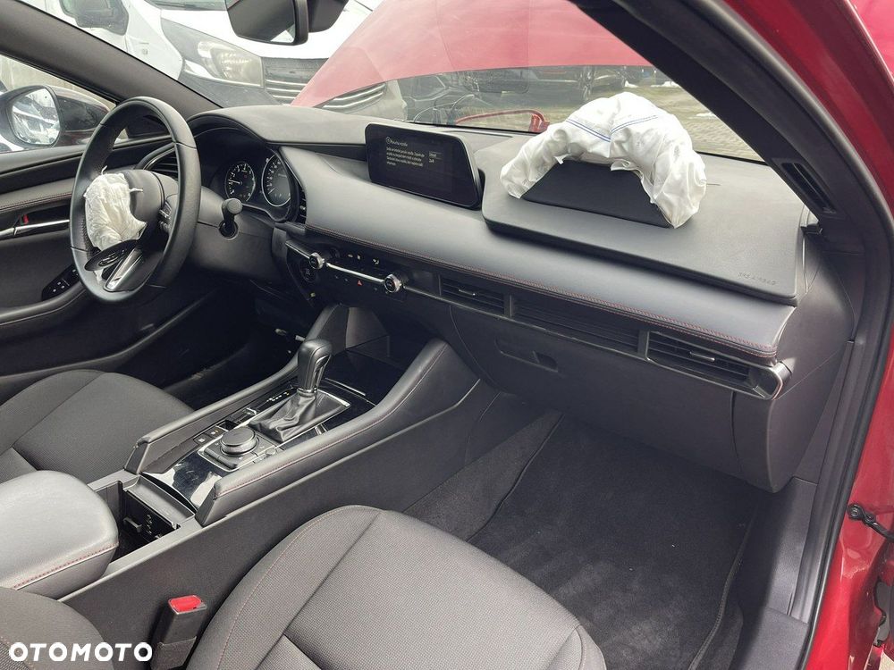 Mazda 3 2.0 mHEV Takumi - 8