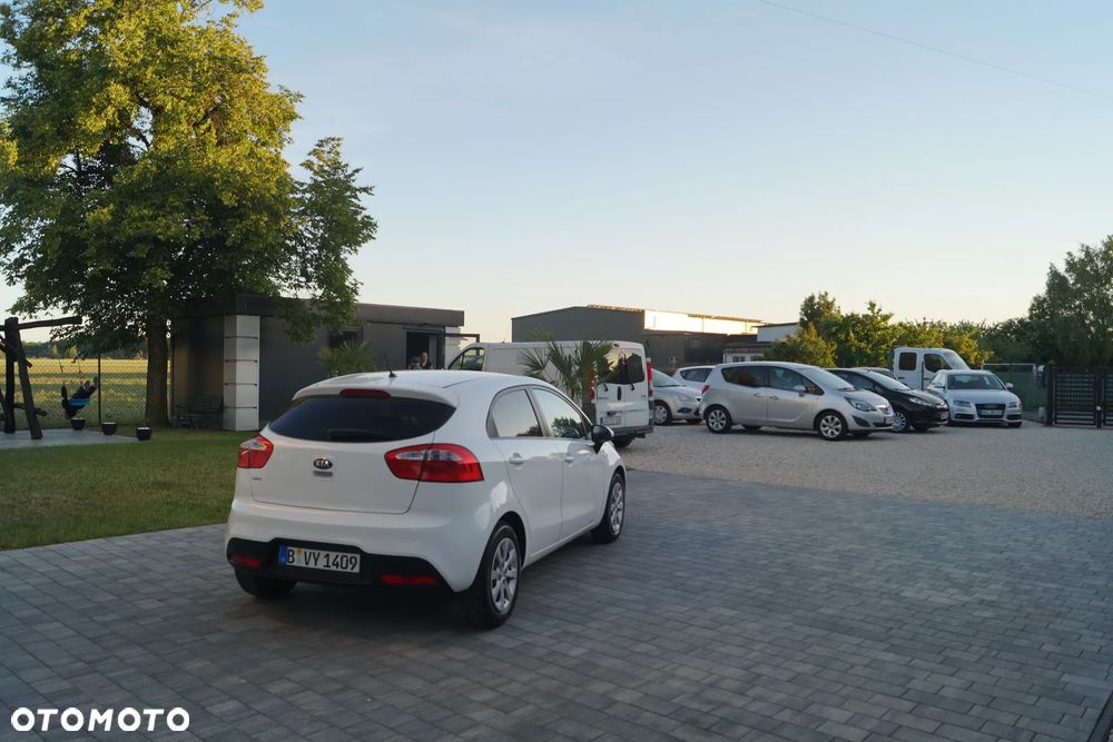 Kia Rio 1.2 Edition 7 - 35