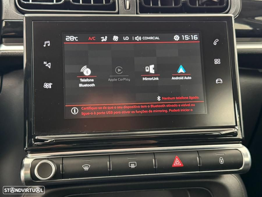 Citroën C3 1.2 PureTech Shine - 26