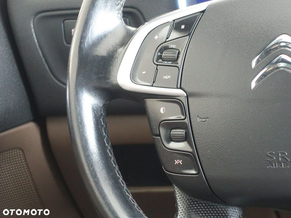 Citroën DS4 HDi 165 SportChic - 27