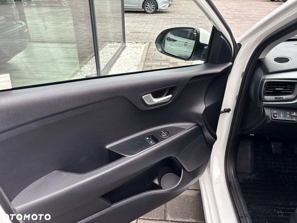 Kia Rio 1.0 T-GDI M - 10