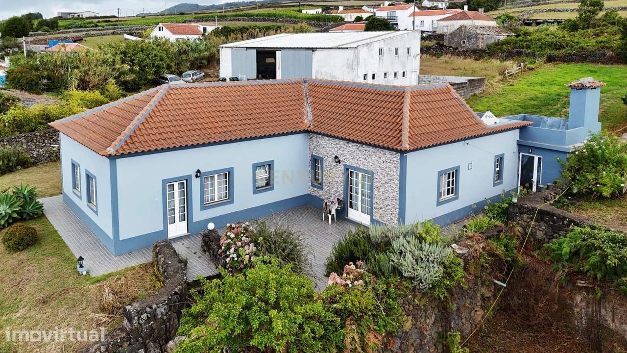 Moderna Moradia T3 em Angra do Heroísmo, Ilha Terceira - Grande imagem: 2/21