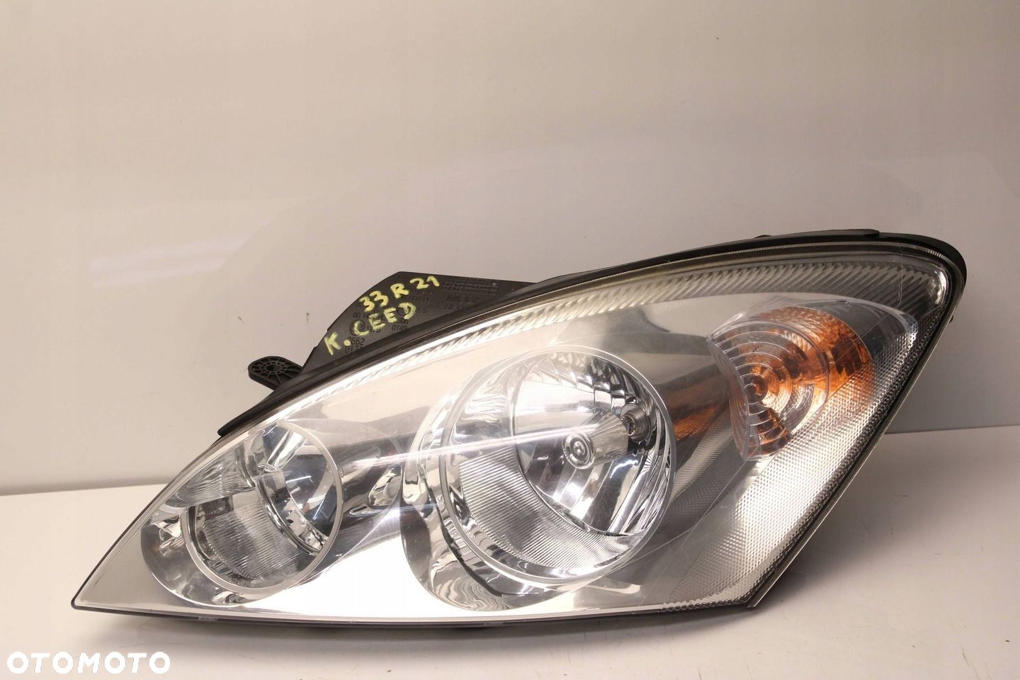 KIA CEED I 06R- REFLEKTOR PRZEDNI LEWY LAMPA LEWA PRZEDNIA PRZÓD - 1